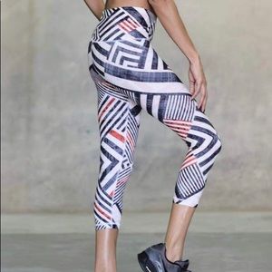 Beachcomber Capri legging by Niyama Sol.